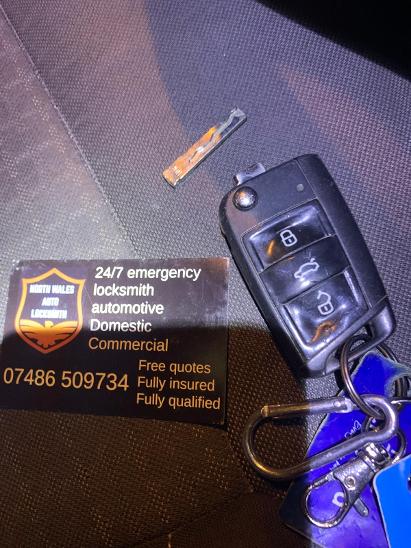 Broken vehicle key repaired by North Wales Locksmith