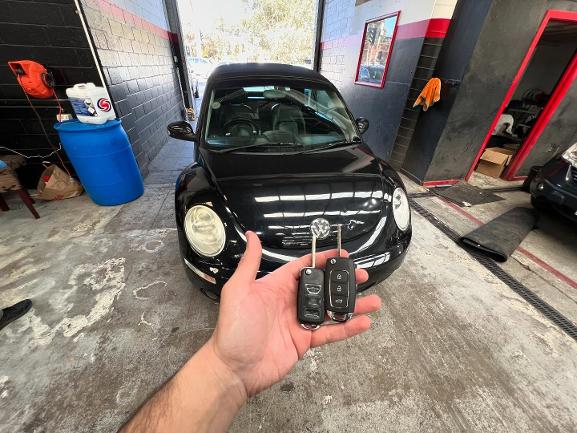 Replacement and spare car keys by North Wales Locksmith